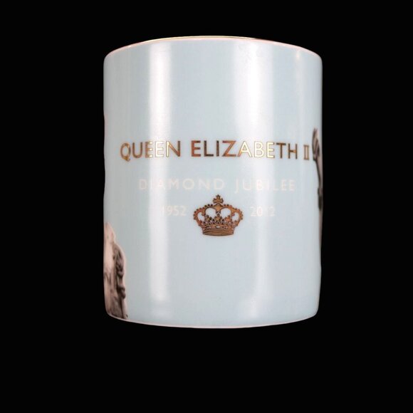 Queen Elizabeth II Diamond Jubilee. Limited Edition Fine Bone China Mug. - Picture 3 of 7